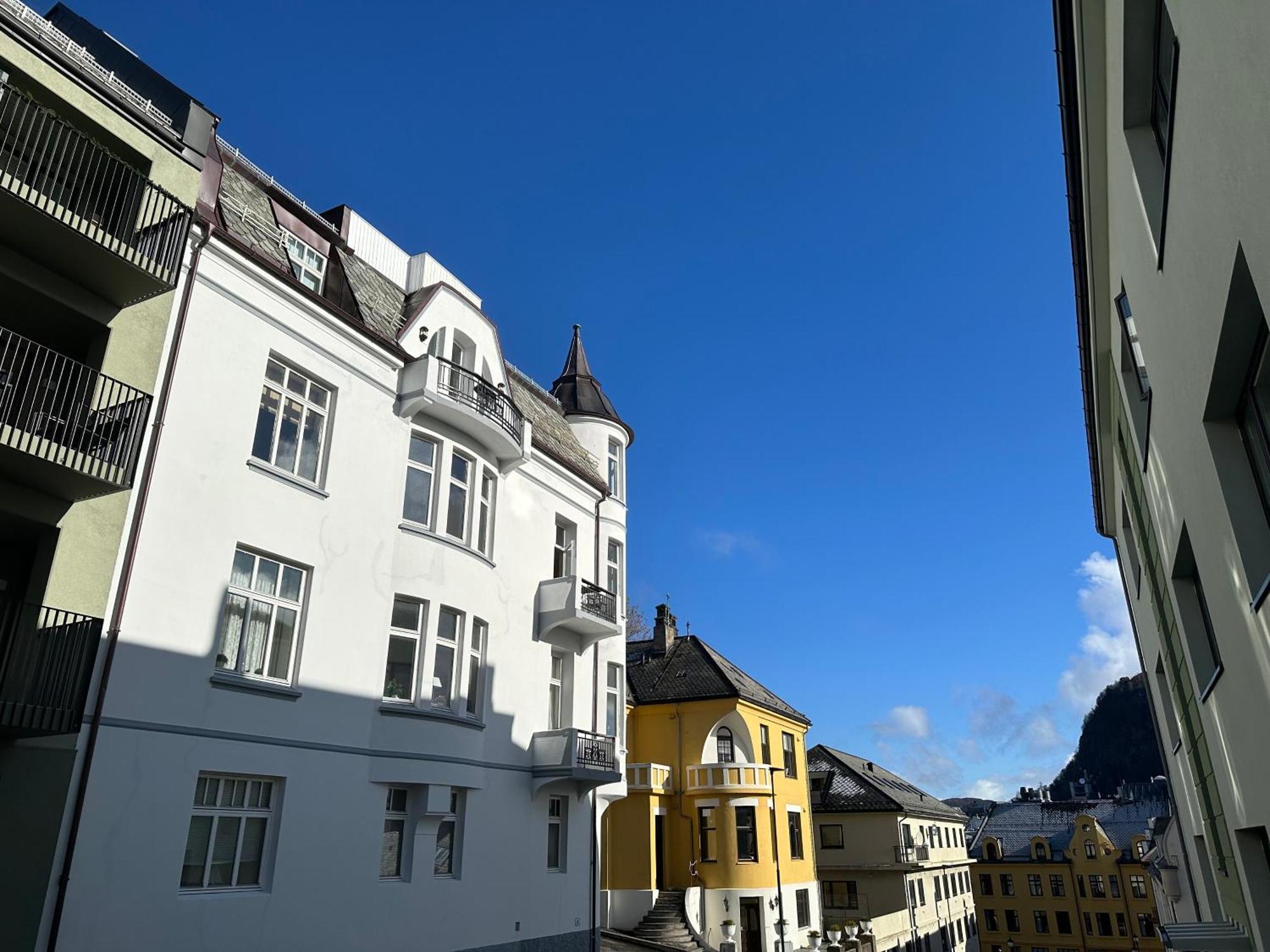 Stylish Big Jugend Art Nouveau Apartment With Balcony Heart Of Alesund Ngoại thất bức ảnh